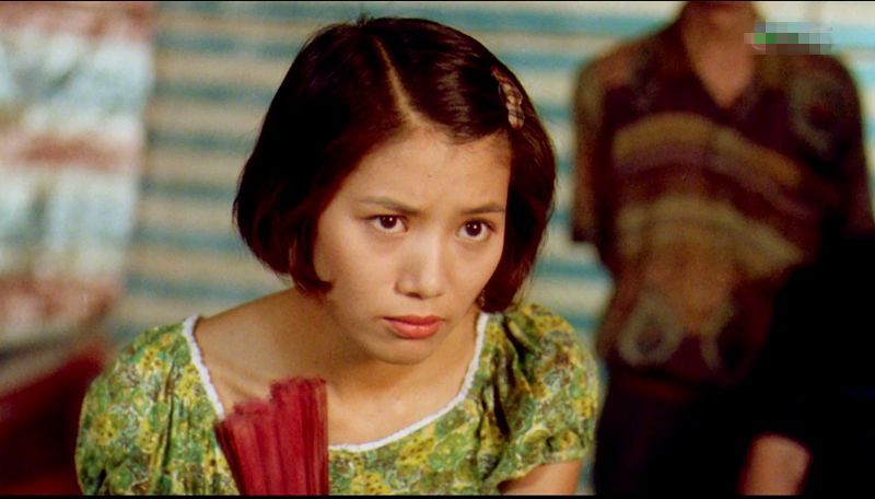 港风时代袁咏仪颜值巅峰,港星女神合照袁咏仪