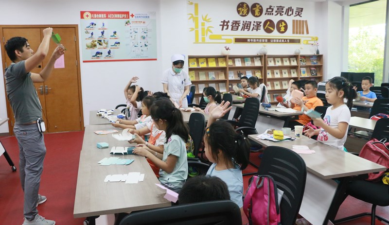 来!围观一下苏高医暑期托管班娃儿们的手工皂