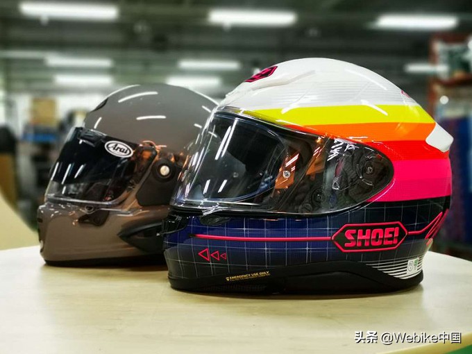 shoei与arai哪个好,shoei和arai外观颜值