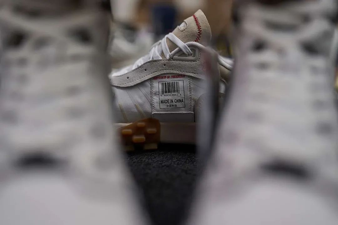 以前没钱买李宁什么梗,以前买不起李宁