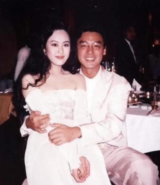 章小蕙为什么是豪门富贵花,章小蕙年轻时的美貌