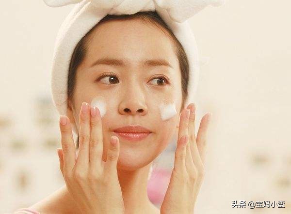 化妆品的正确使用顺序,化妆品的使用顺序和顺口溜