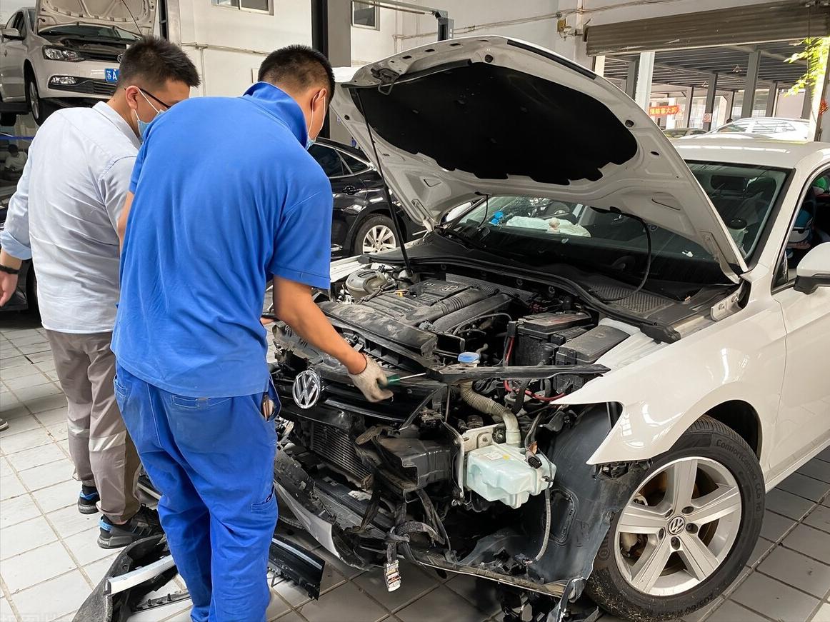 心理学上有著名的弗林效应,弗林效应对社会优势