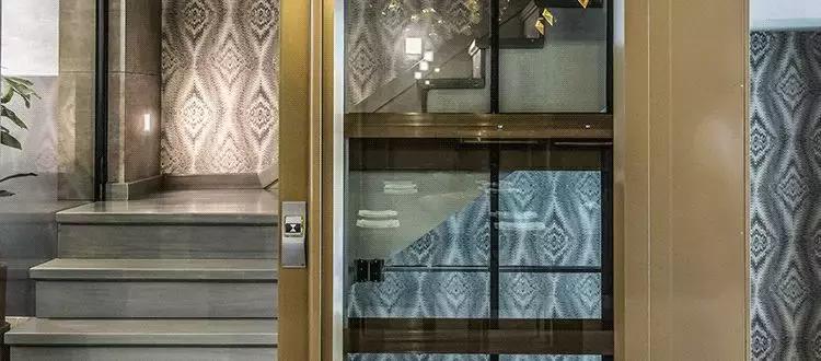 上海买房没钱装修小伙,上海24岁小伙房子装修