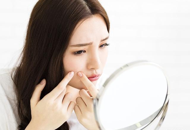 痘痘怎么挤才是正确的视频,痘痘怎么挤闭口