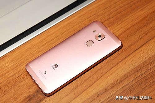 华为麦芒系列最高性价比的手机,华为麦芒哪个性价比最高