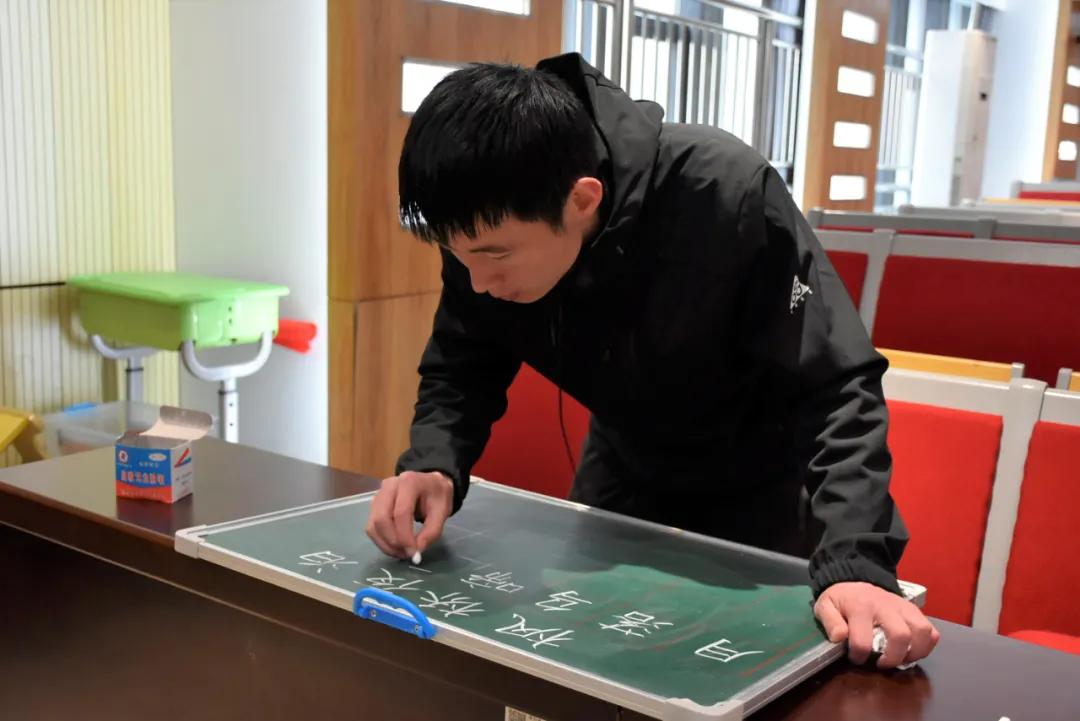 南京这所小学“弯道超车”,做了什么?