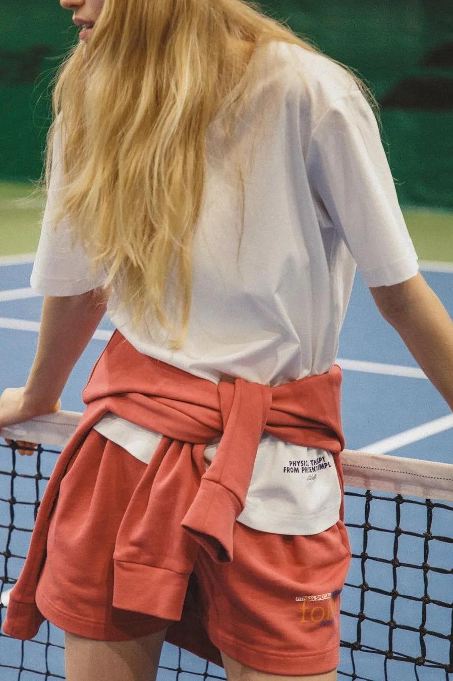 瑜伽服后面的球,瑜伽服后面蝴蝶结