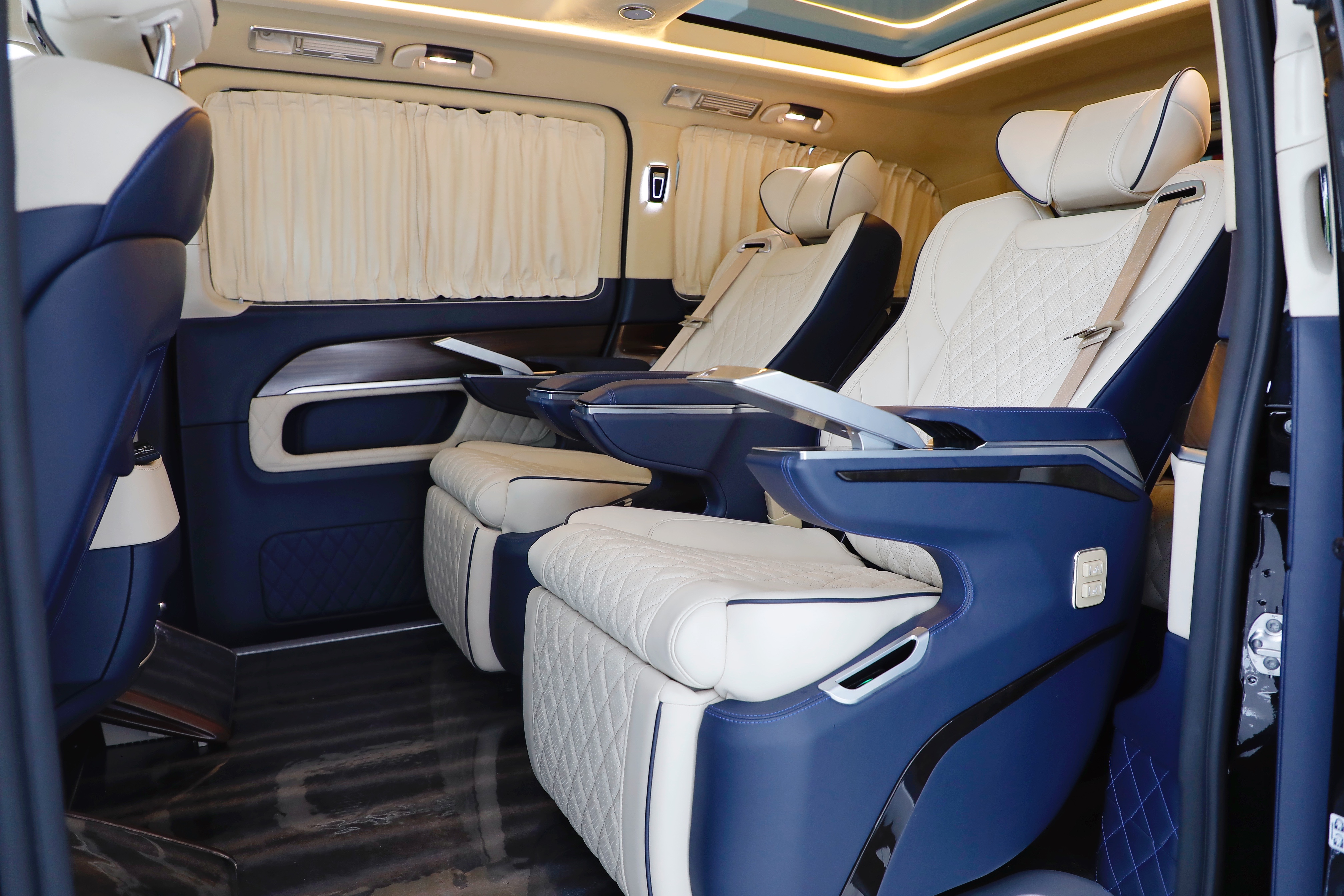 新款奔驰mpv深度评测,豪华之选这几款mpv才够牌面