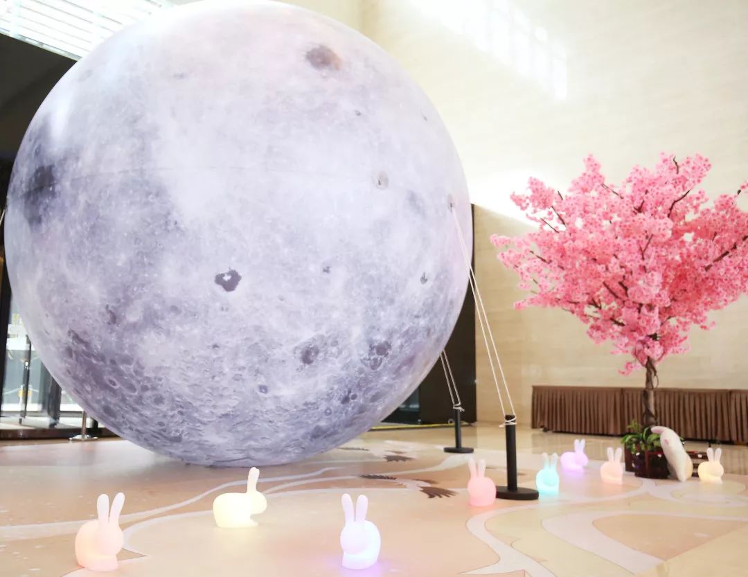 中秋广寒宫兔子和嫦娥的故事,中秋节玉兔下凡