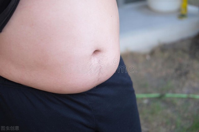 腰腹平坦不见一丝赘肉,腰腹赘肉怎么减
