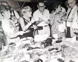 昆明饭店80年代照片,70年代昆明有名的馆子