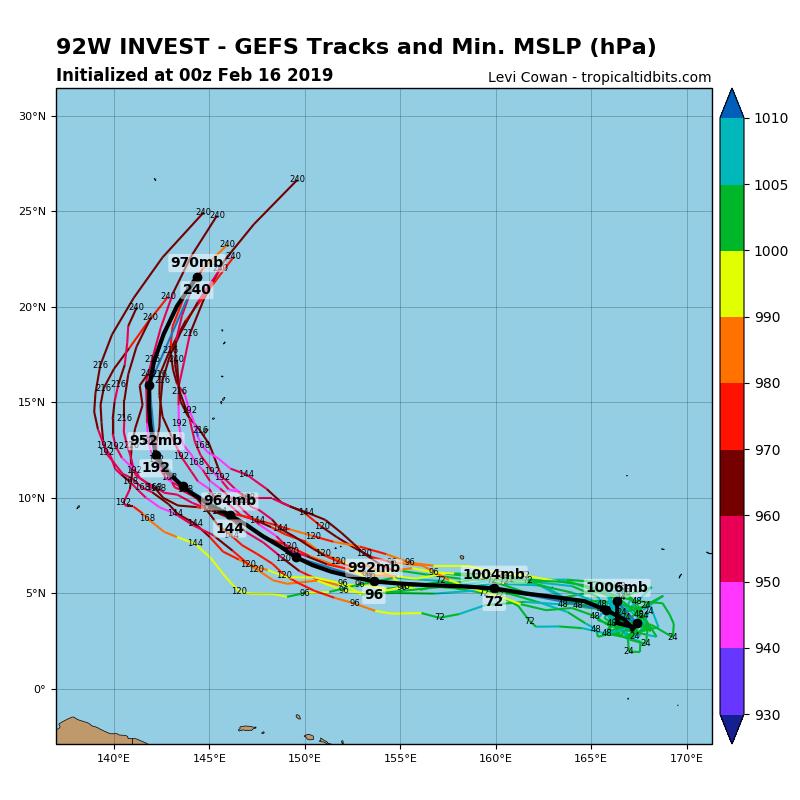 奥马台风最新视频,奥马十一级台风有多大啊