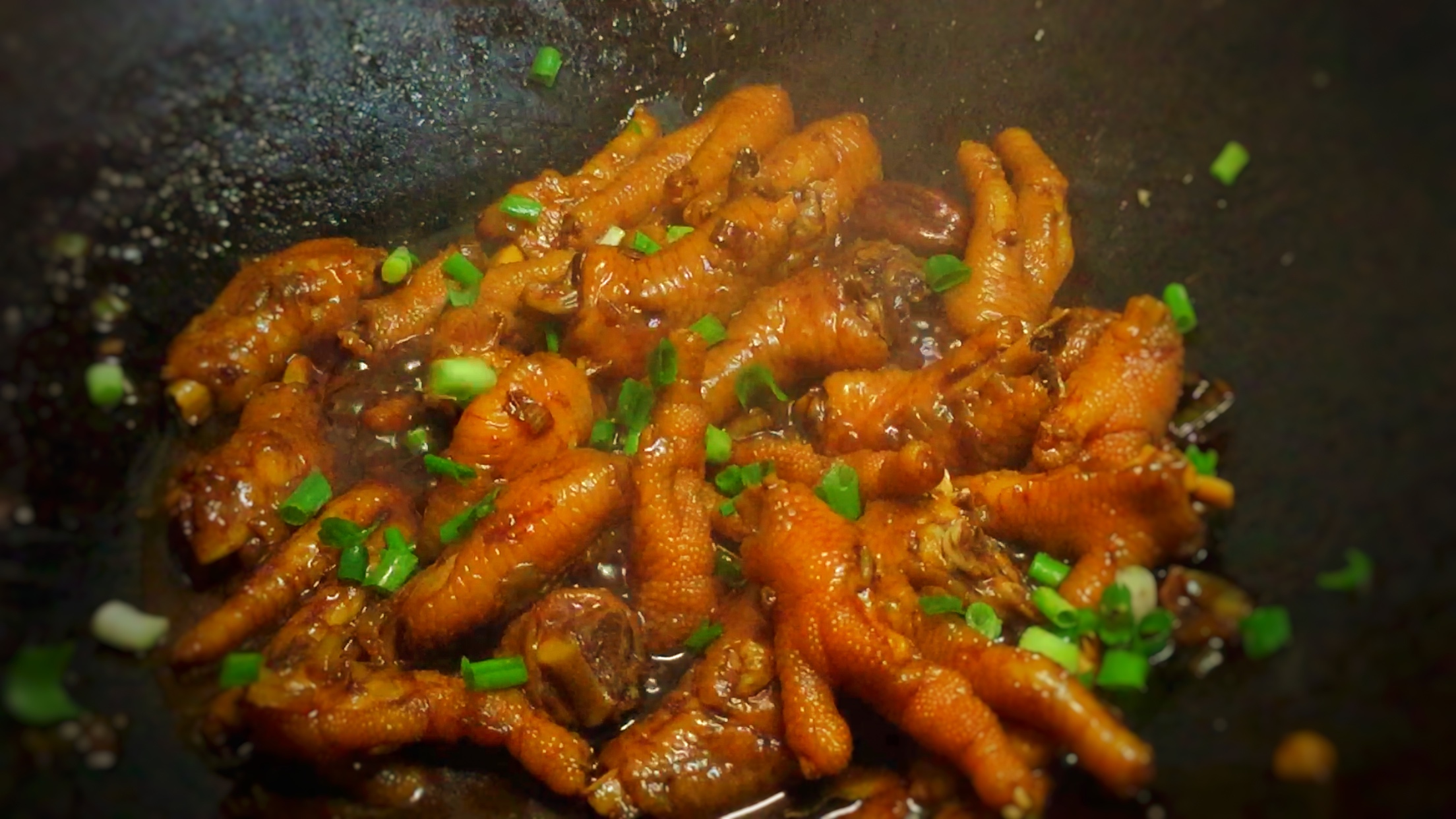 鸡爪下酒的方法,下酒鸡爪子最好吃的做法