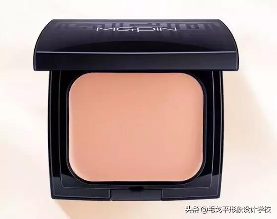 气垫粉底液bb霜cc霜哪个更好用,气垫cc霜和粉底液哪个好用