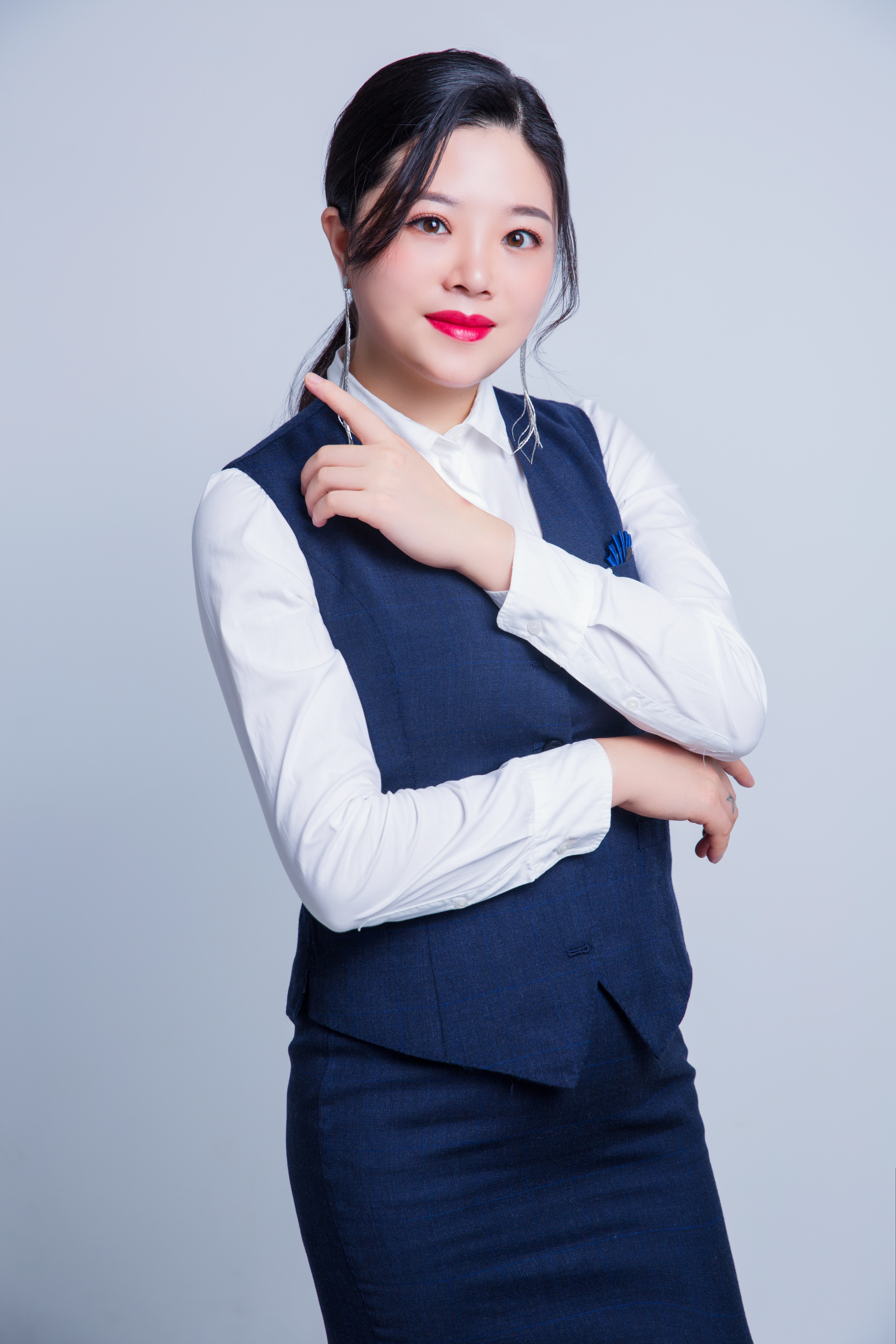 朵拉试衣间诚邀合伙人,朵拉试衣店店长