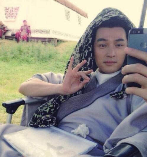 琅琊榜胡歌陈龙幕后搞笑花絮,琅琊榜工作人员对胡歌评价