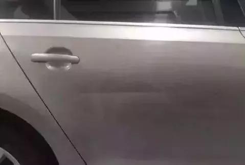 去除新车内异味的最有效的方法,消除气味防止暴露的方法