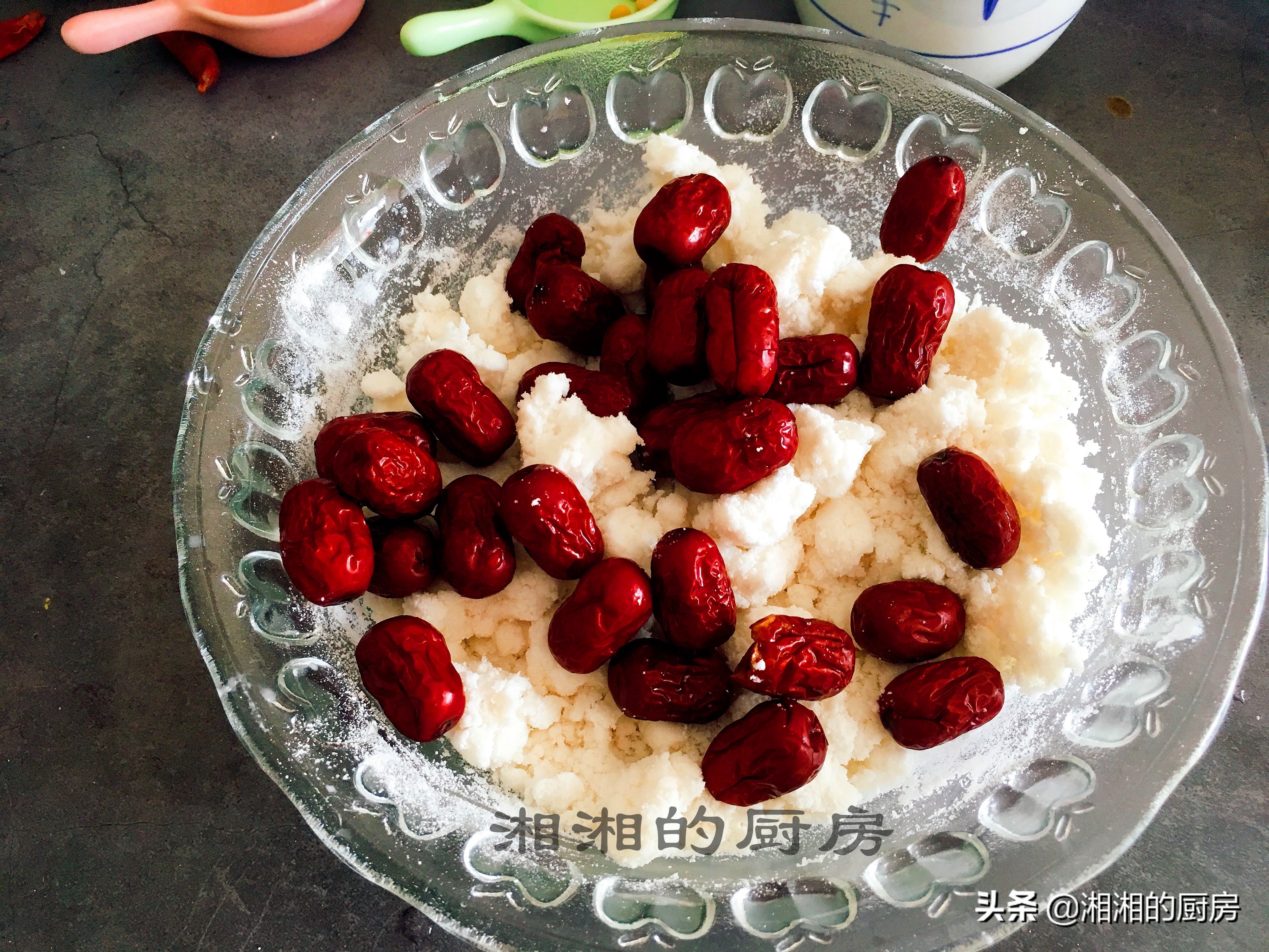 糯米粉绿豆红枣点心,一碗糯米粉半只南瓜发糕