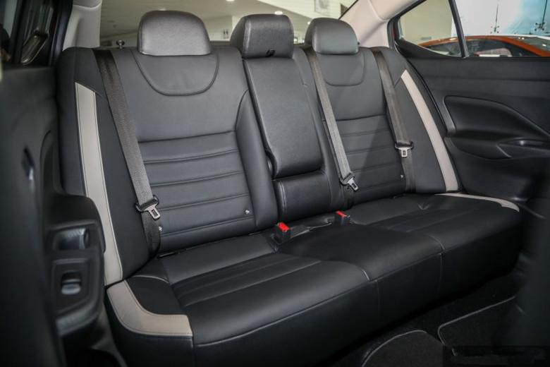 日产新阳光老款,日产小轩逸阳光