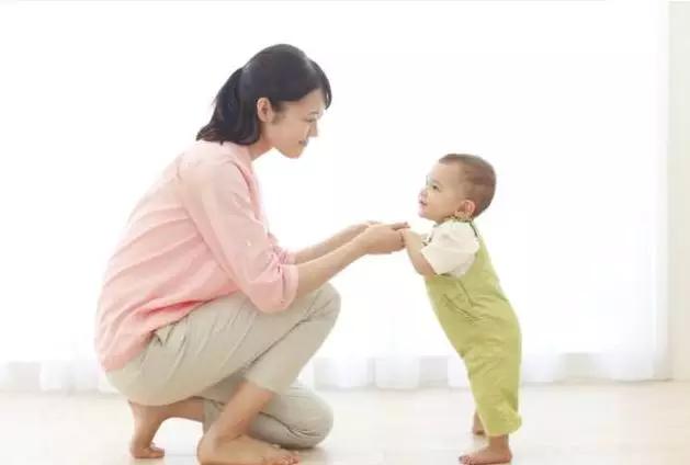 陪?伴?抱起孩子就无法养家吗?