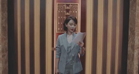 职场剧虽下线,但她们的衣柜我收藏了