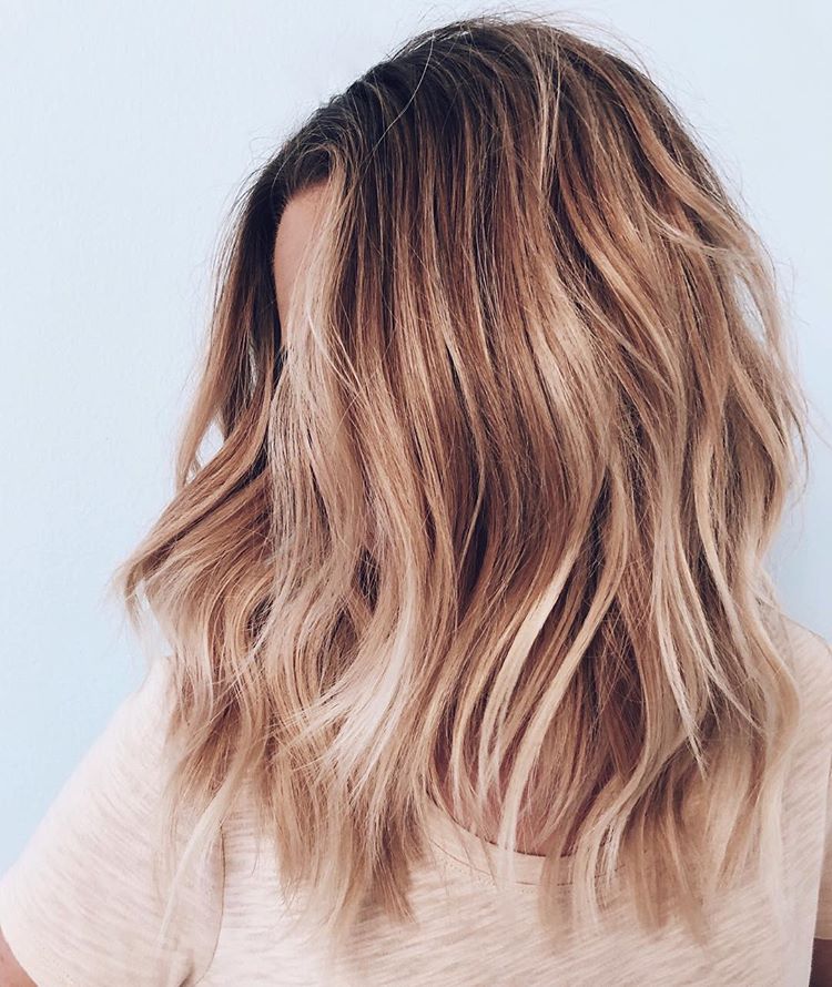 毛躁发质头皮油,头发少且出油怎么护发