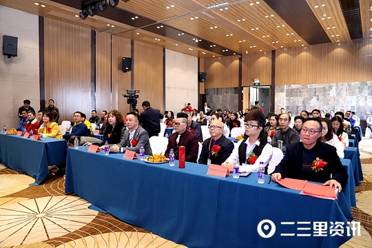 湖南卫视跟着课本去旅行贵阳站,湖南娱乐频道跟着课本去旅行