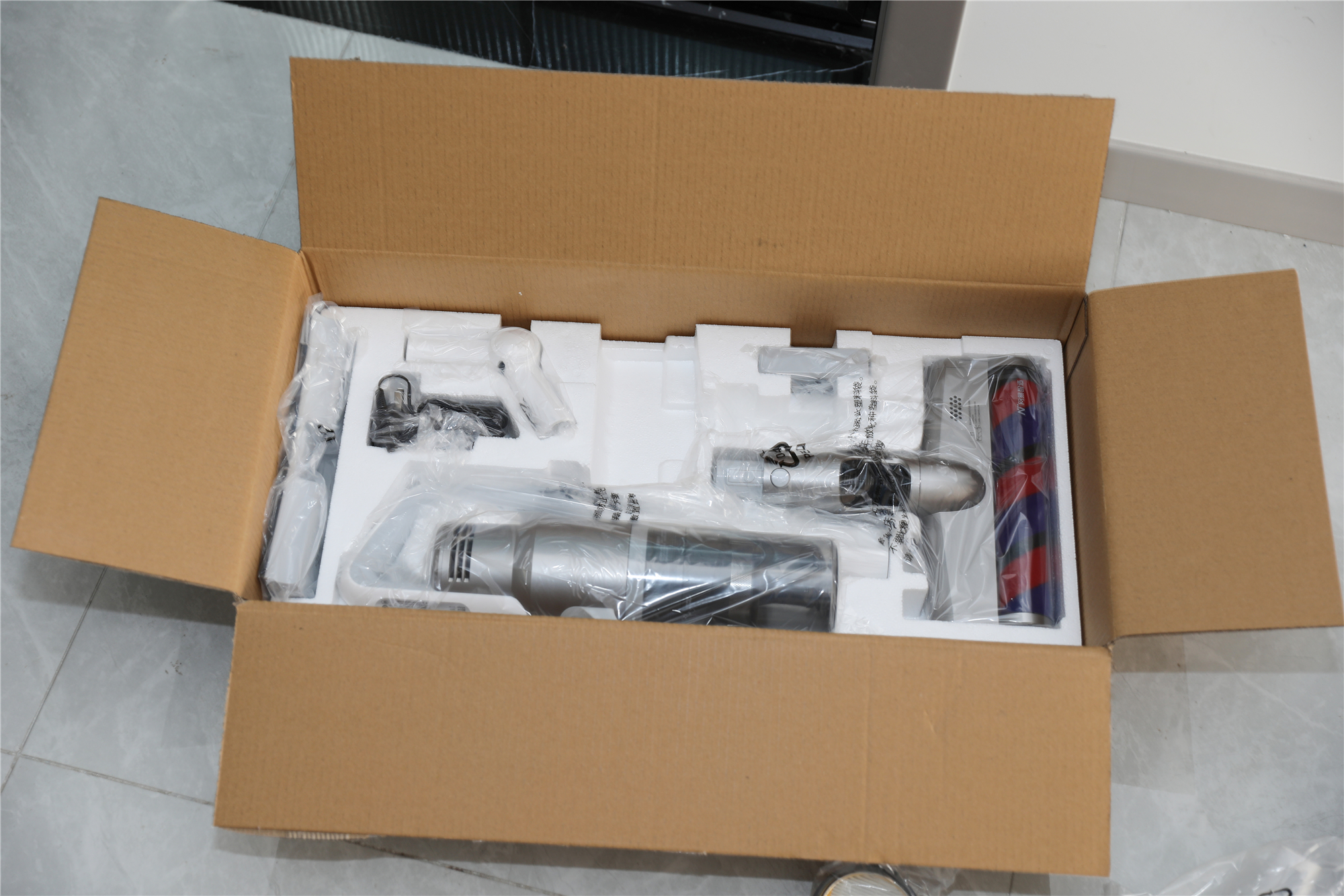 网易智造吸尘器t300-2,网易智造t110无线吸尘器