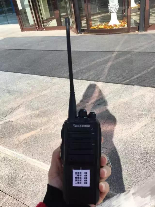 一台对讲机,年入40万,他是怎么做到的?