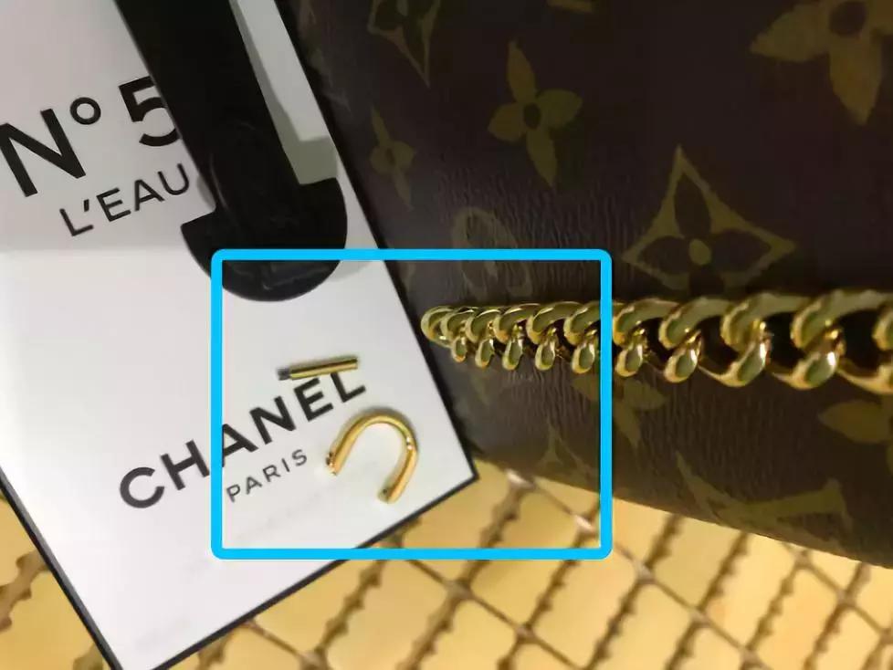 花了2万多买的包包,花两万多买的lv去当铺说是假的