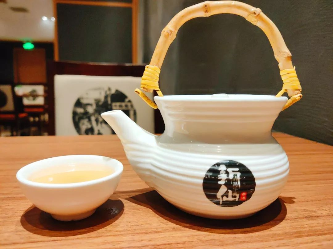 人气美食牛腩上海,清汤牛腩上海