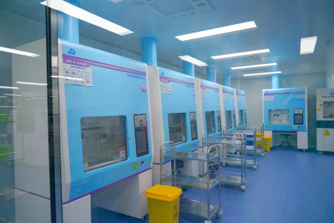 配药机器人智能,自动打针输液机器人