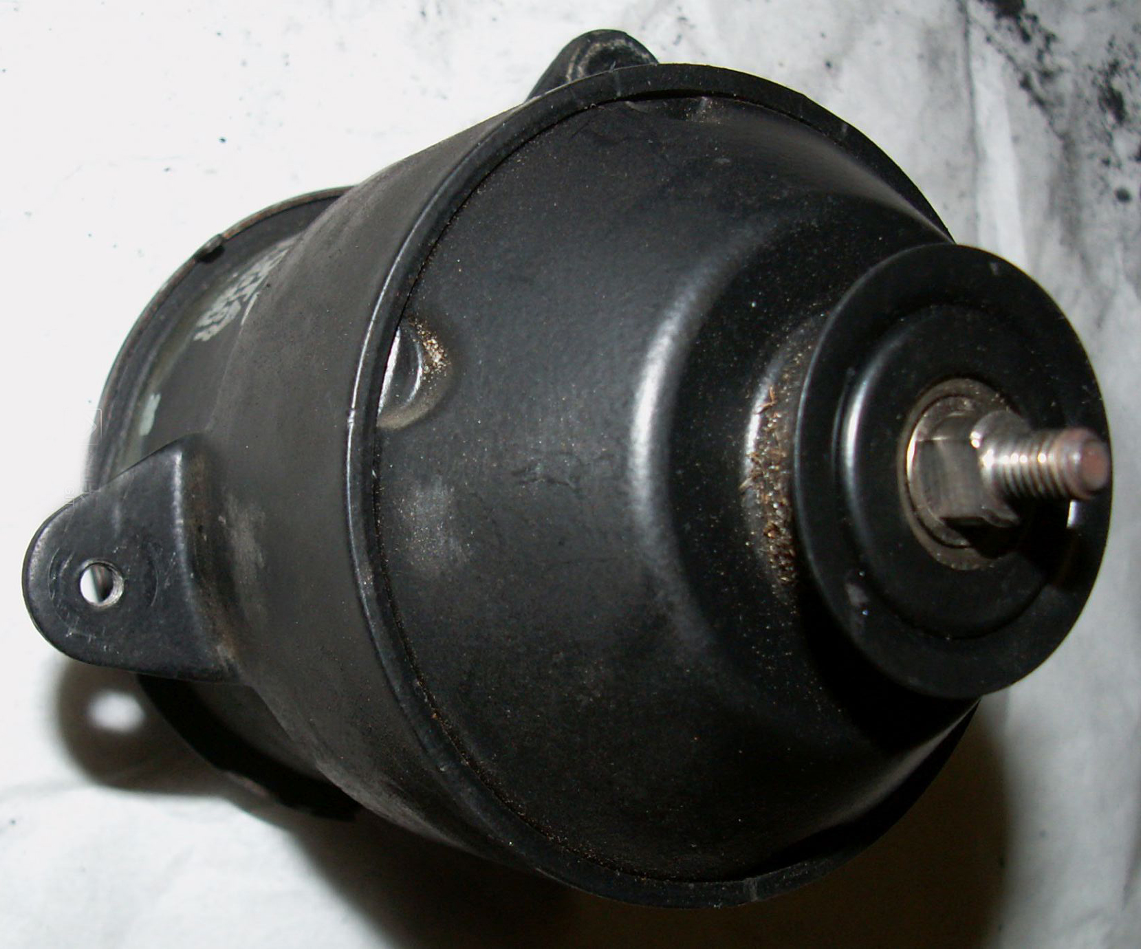 轿车散热风扇不转导致开锅,汽车散热器开锅怎么解决