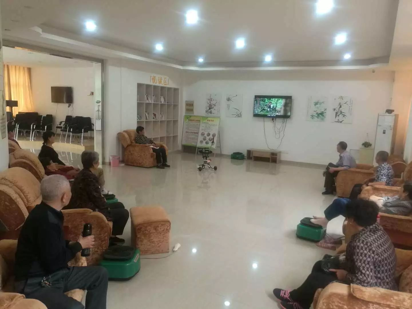 张家港办房产证的流程和费用明细,张家港市的不动产权证样本图