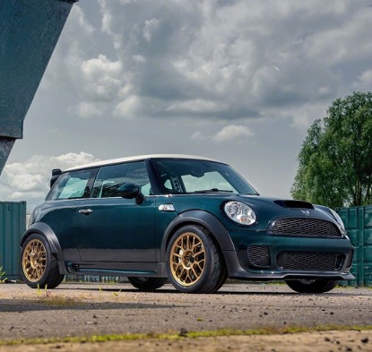 扮猪吃老虎开奥迪a8l,扮猪吃老虎的车v6途昂