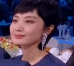 王菲谢霆锋复合回顾坎坷情史,谢霆锋王菲罕见世纪同台