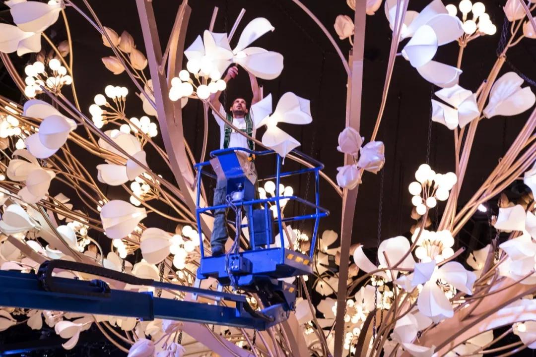 这才是婚礼真正应该有的样子,前院办婚礼后院摆酒席