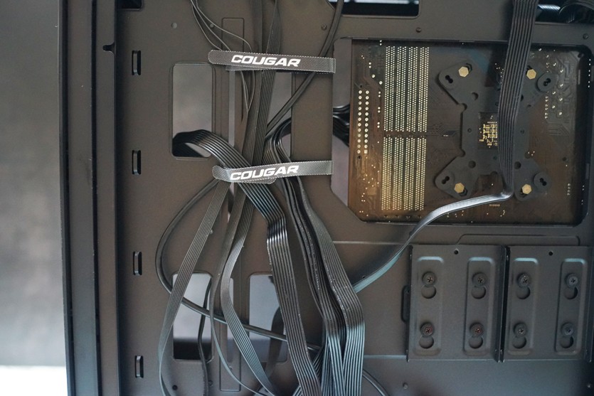 影武者x5机箱好不好,影武者x5机箱接主板