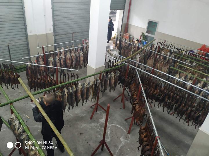 落雨天晒不了酱鸭和鱼干，杭州人不能忍啦！