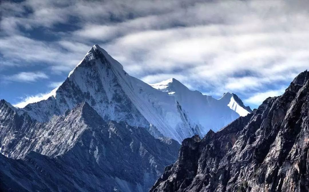 稻城亚丁白云,稻城亚丁风景没有想象中的那么美