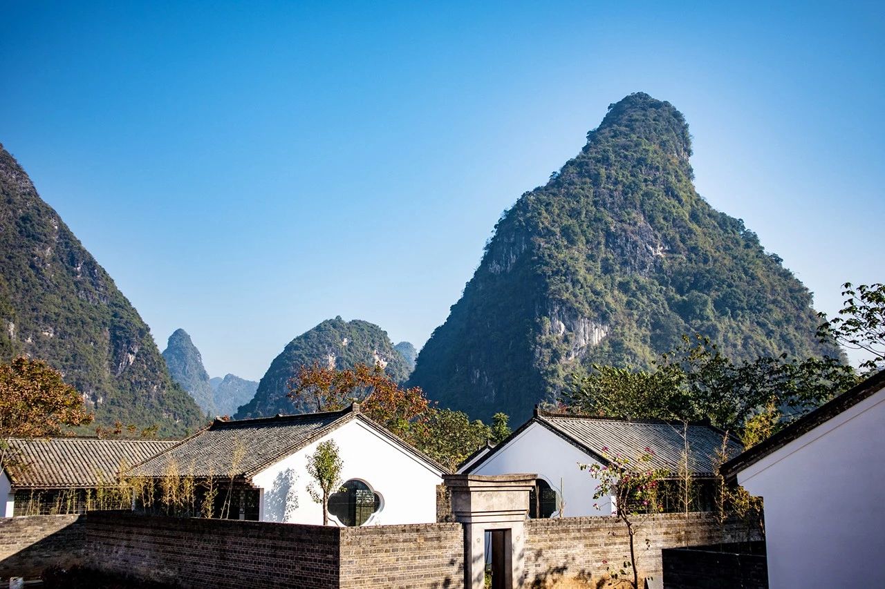 闃虫湐棣欐鍗庤嫻搴﹀亣閰掑簵,棣欐鍗庤嫻閰掑簵闃虫湐