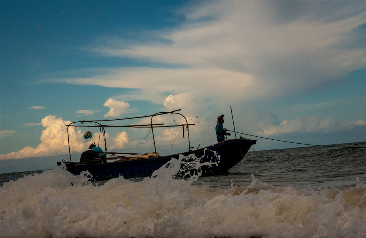 广西北海涠洲岛的火山岛介绍,涠洲岛是中国最年轻的火山岛吗