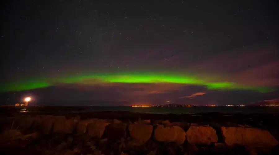 这里是世界的尽头粤语,这里是世界的尽头粤语版