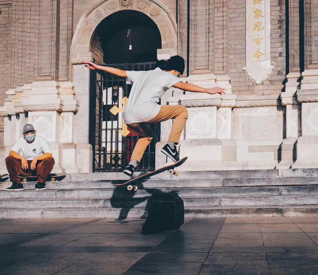 四月发生的事,东城发生的事