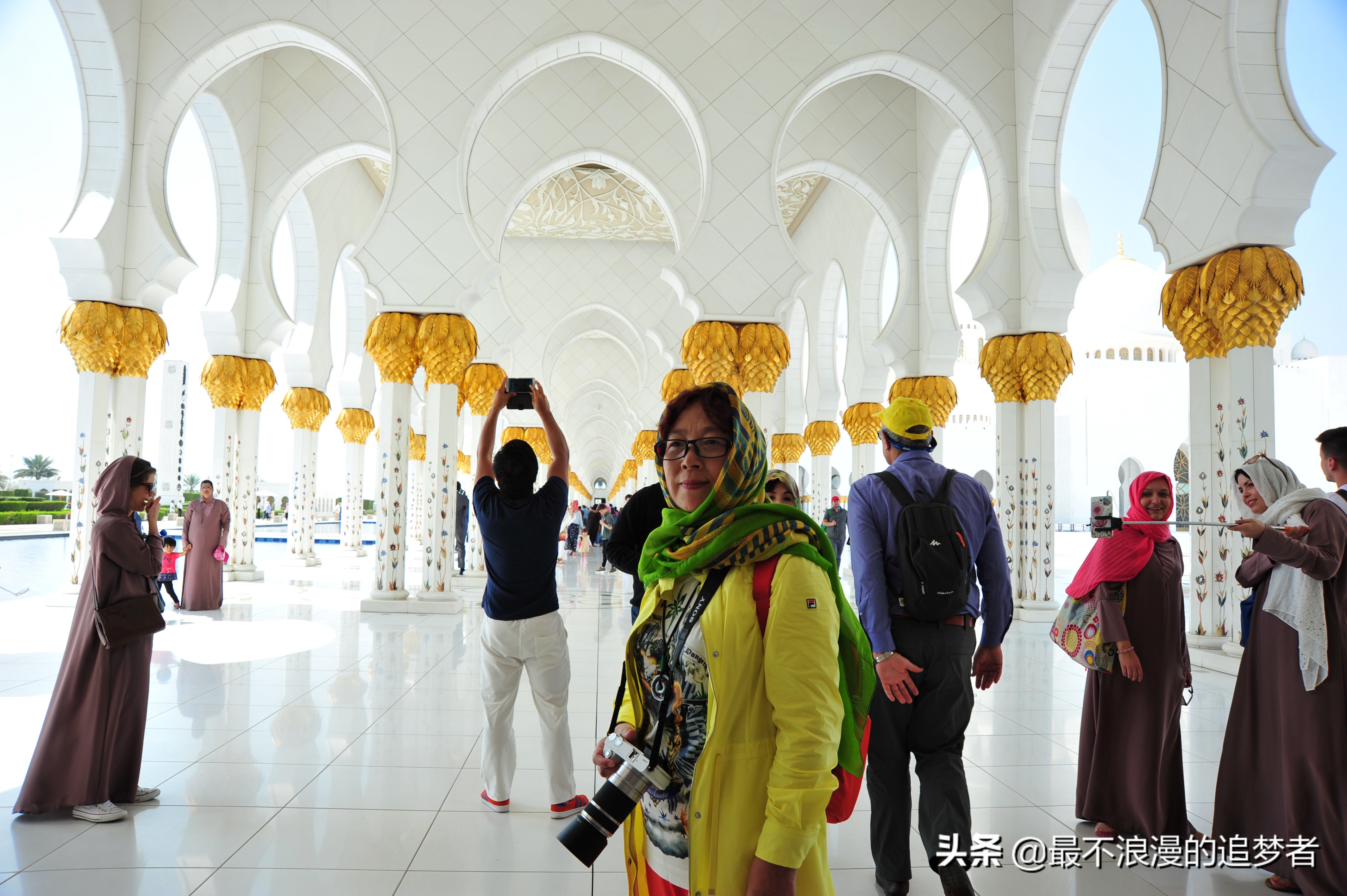 阿联酋谢赫扎耶德清真寺旅游,迪拜谢赫扎耶德路旅游