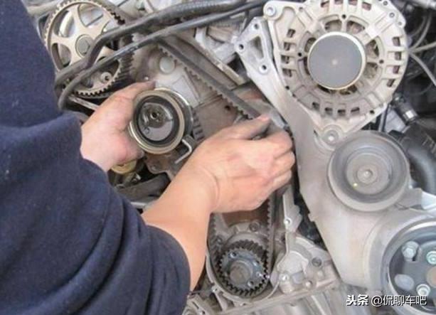 发动机正时皮带必须要按时更换吗,正时皮带断了发动机会报废吗