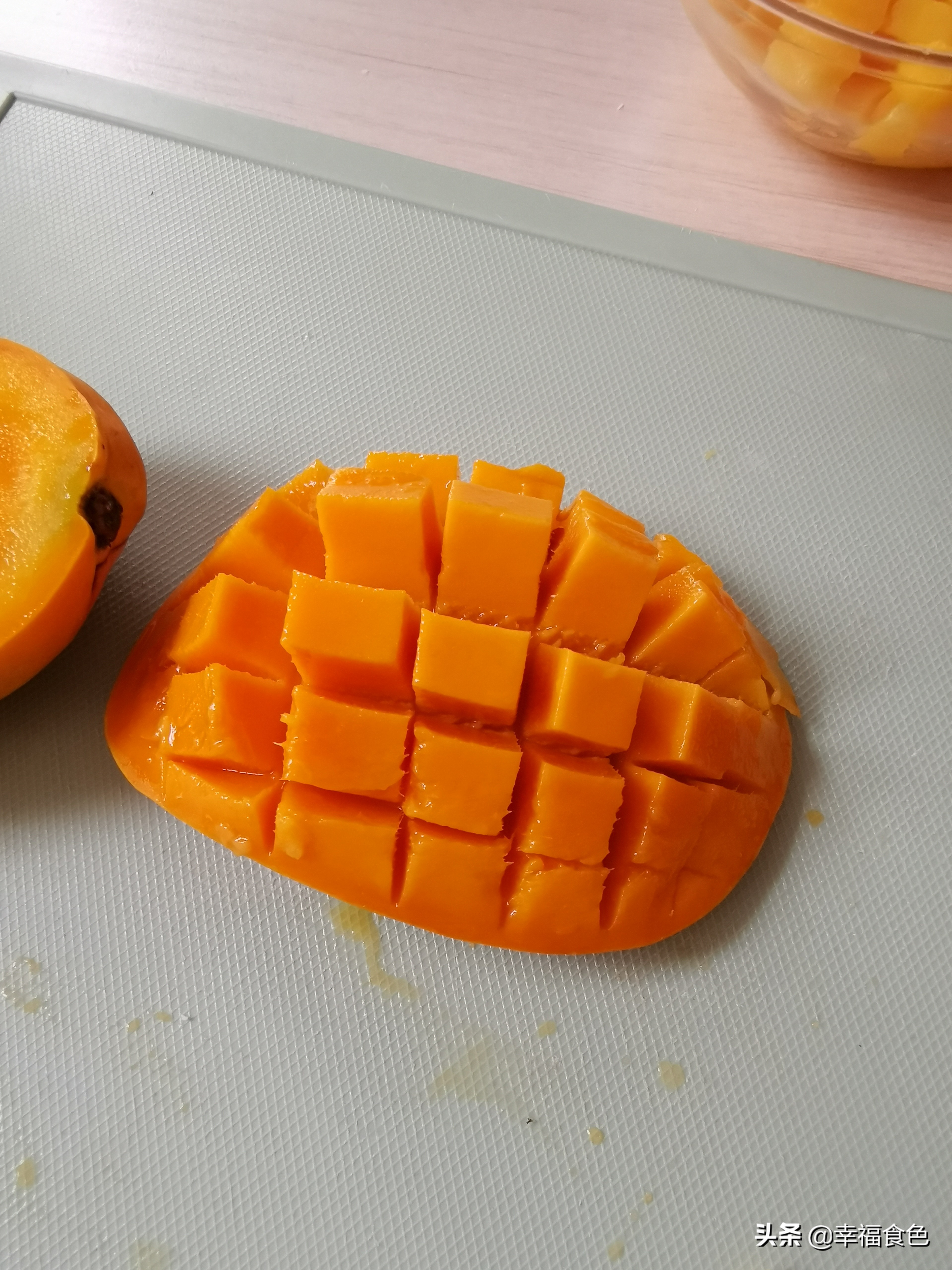 芒果吃不完怎么做好吃的,吃不完的芒果这样做