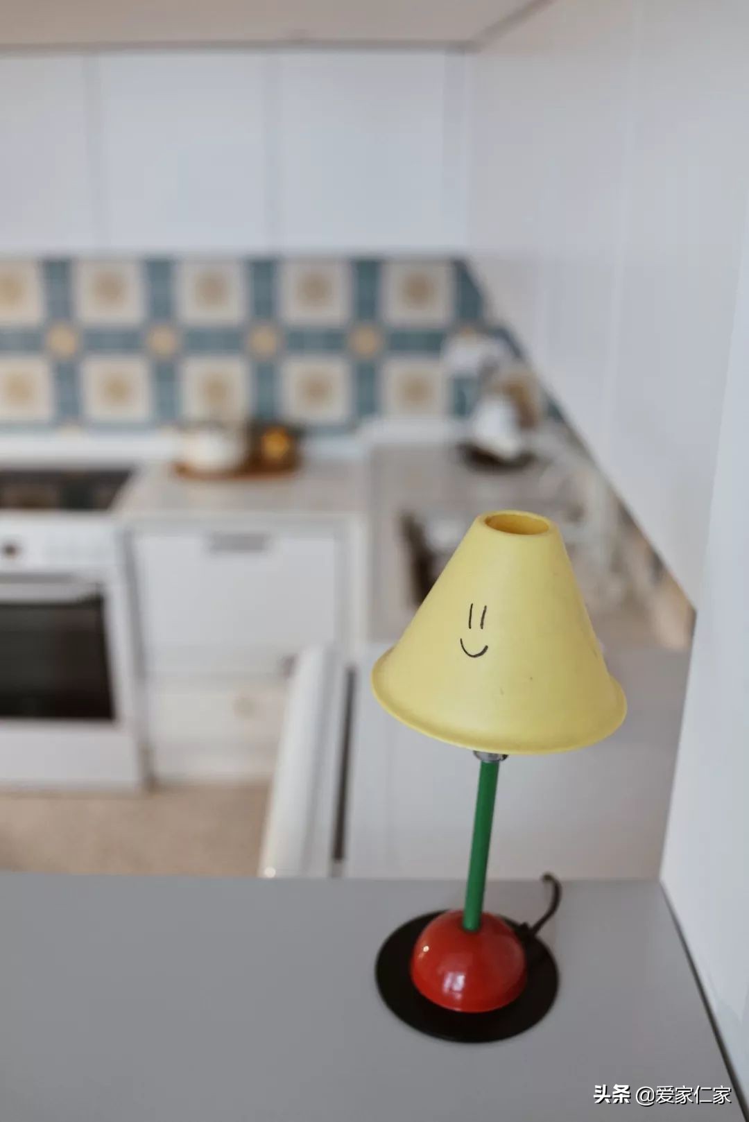 她买下32㎡上海老旧学区房,为女儿打造小桃园,还有超舒适大庭院