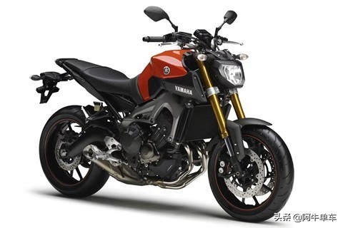 雅马哈mt09暴力驾驶大片,西装暴徒雅马哈mt09